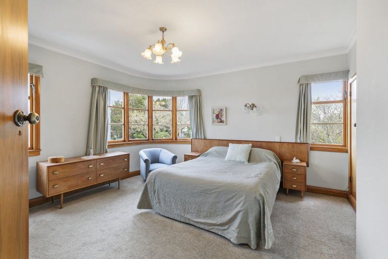 Photo of property in 212 Victoria Avenue, Hokowhitu, Palmerston North, 4410