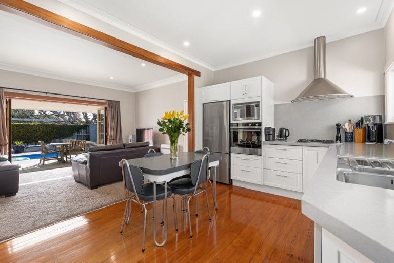 Photo of property in 13 Hillcrest Road, Otumoetai, Tauranga, 3110