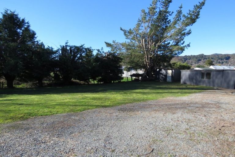 Photo of property in 5 Chattockville Road, Reefton, 7830