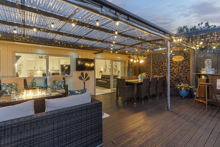 Photo of property in 21 Fratley Avenue, Farm Cove, Auckland, 2012