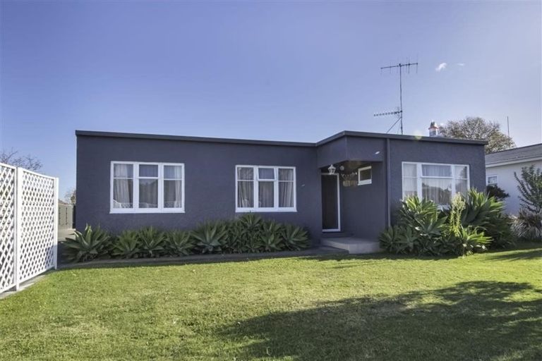 Photo of property in 11 Tripoli Street, Onekawa, Napier, 4110