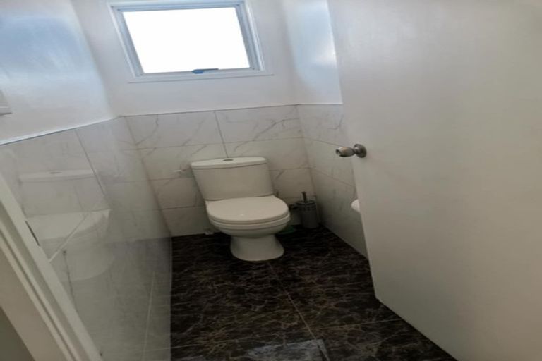 Photo of property in 14 Tango Place, Henderson, Auckland, 0610