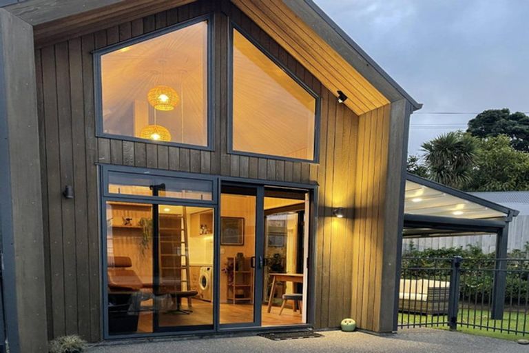 Photo of property in 10 Skinner Street, Blagdon, New Plymouth, 4310