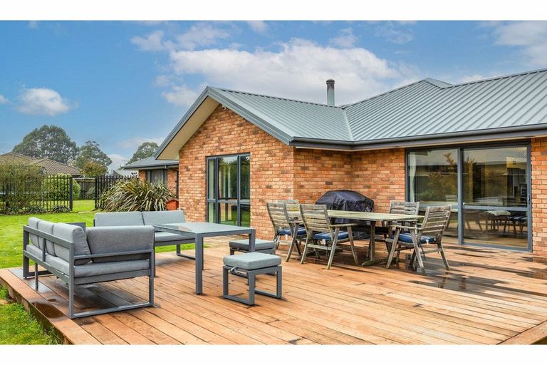 Photo of property in 14b Cameron Crescent, Rolleston, 7614