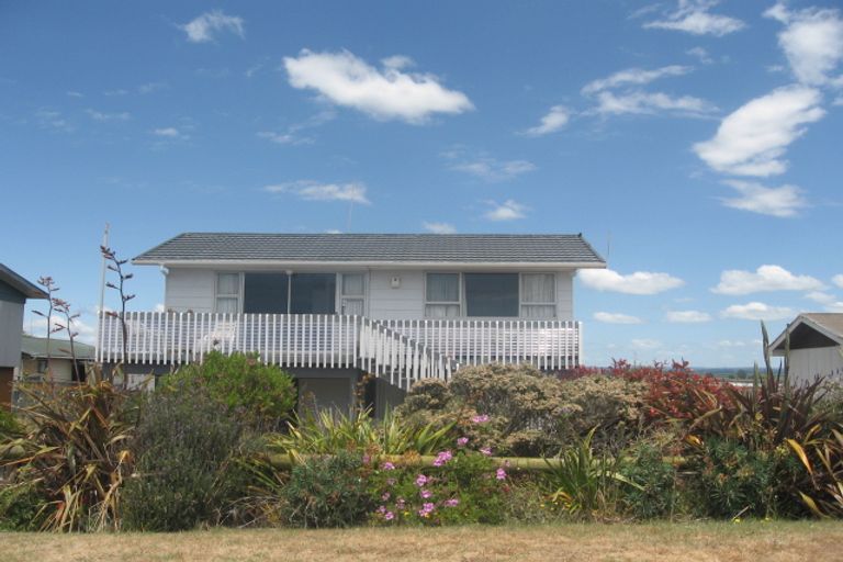 Photo of property in 26 Pukehina Parade, Pukehina, Te Puke, 3189