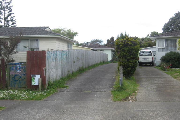 Photo of property in 12 Neems Place, Manurewa, Auckland, 2102