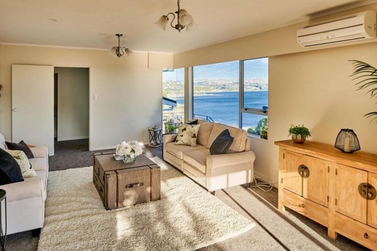 Photo of property in 18 Gordon Road, Plimmerton, Porirua, 5026