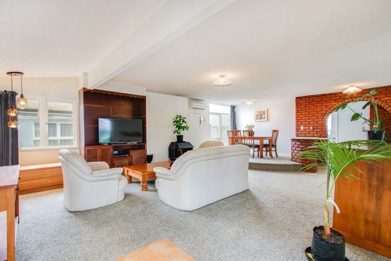 Photo of property in 1/125 Taradale Road, Onekawa, Napier, 4110