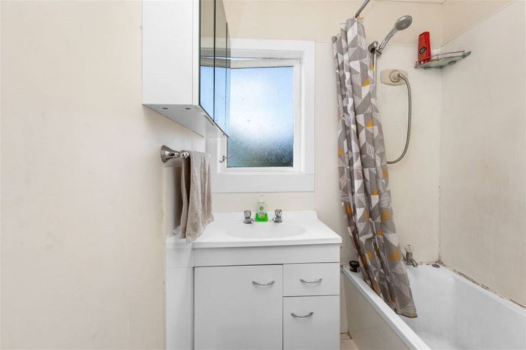 Photo of property in 23 Young Street, Morrinsville, 3300