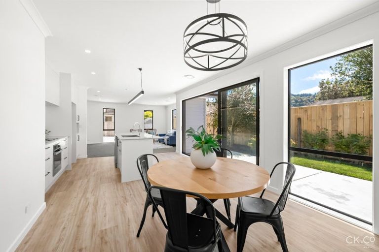 Photo of property in 54a Brentwood Street, Trentham, Upper Hutt, 5018