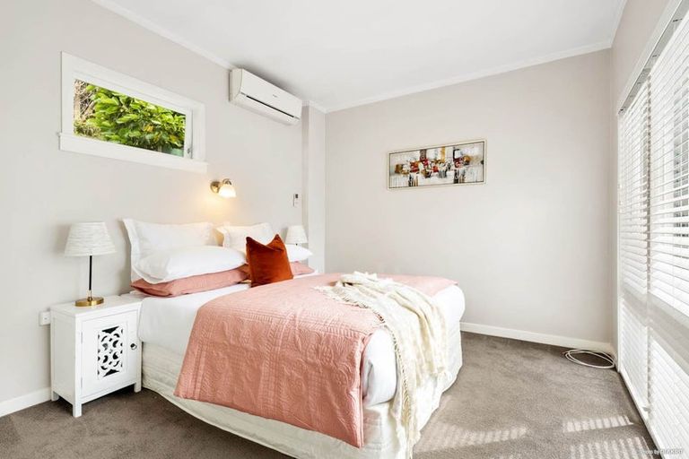 Photo of property in 1/135 Exmouth Road, Northcote, Auckland, 0627