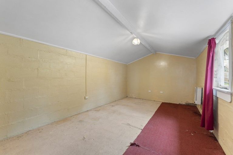Photo of property in 55 Tarata Road, Inglewood, 4387