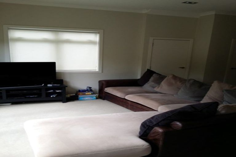 Photo of property in 2/78 Birkenhead Avenue, Birkenhead, Auckland, 0626