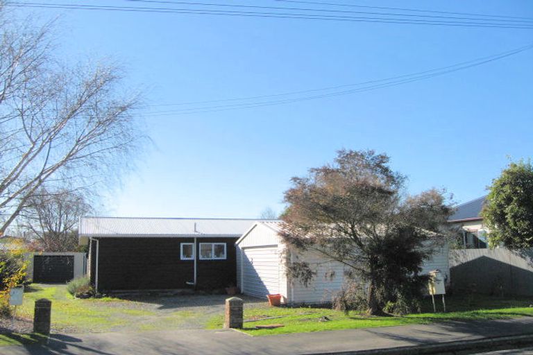 Photo of property in 27 Richill Street, Belfast, Christchurch, 8051