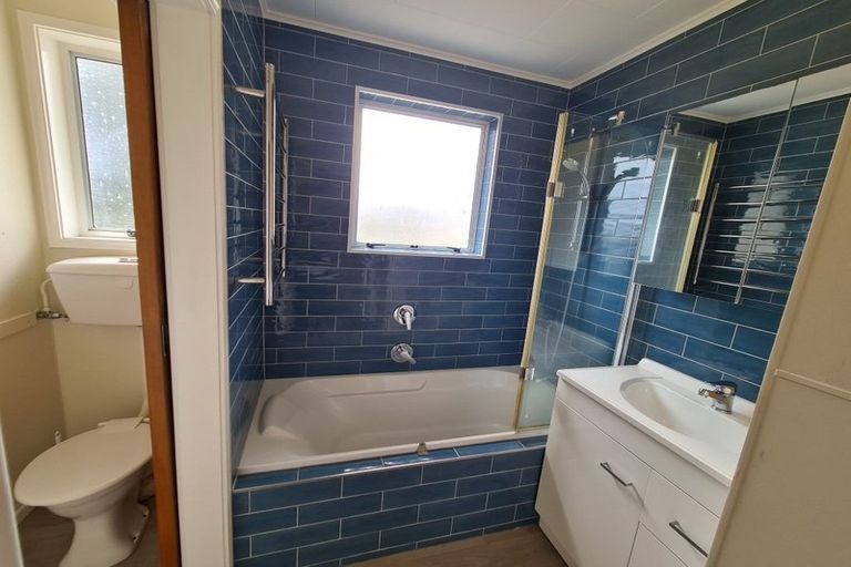 Photo of property in 137 Ngamotu Road, Spotswood, New Plymouth, 4310