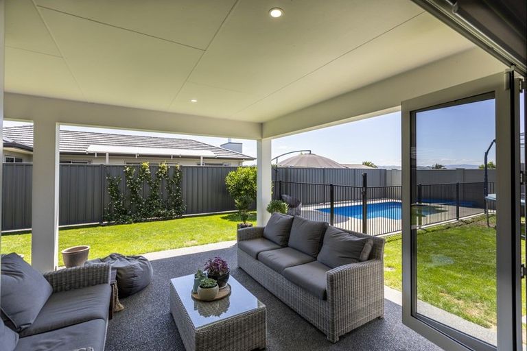 Photo of property in 34 Pelorus Avenue, Poraiti, Napier, 4112