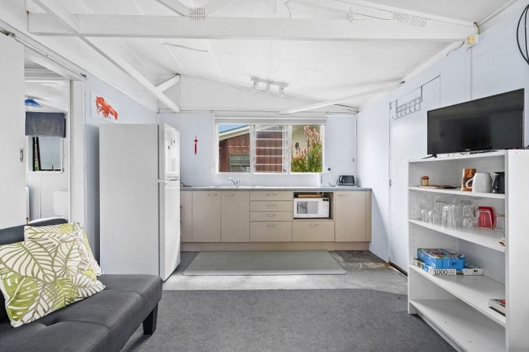 Photo of property in 4 Ringer Avenue, Matapouri, Whangarei, 0173