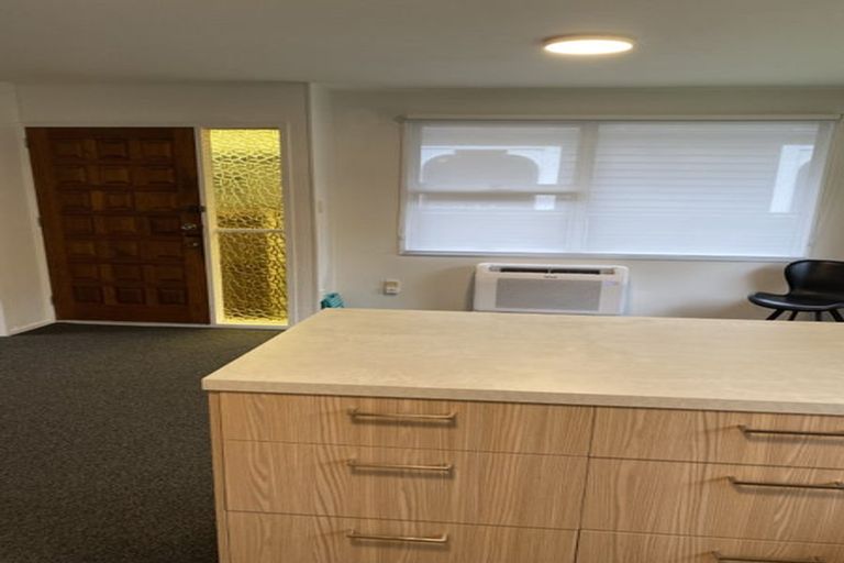 Photo of property in 1/27 Thorrington Road, Cashmere, Christchurch, 8022