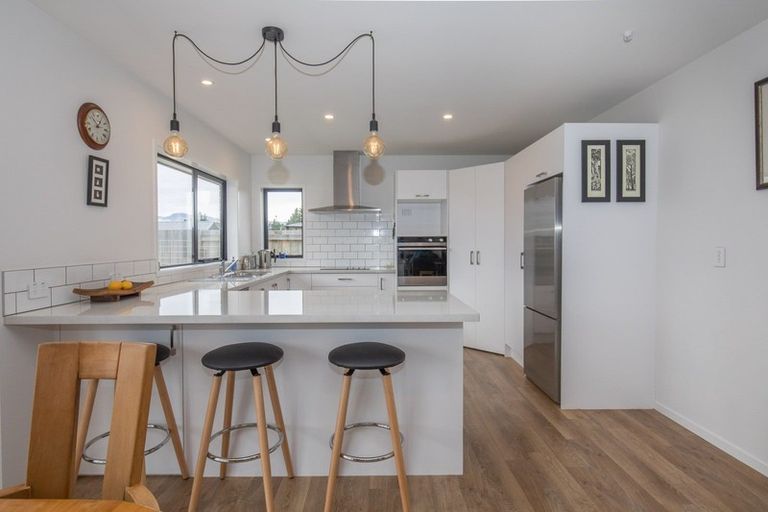 Photo of property in 8 Mallard Street, Albert Town, Wanaka, 9305