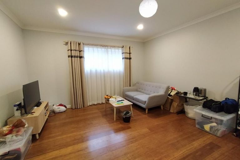 Photo of property in 31 Saint Maroun Rise, The Gardens, Auckland, 2105