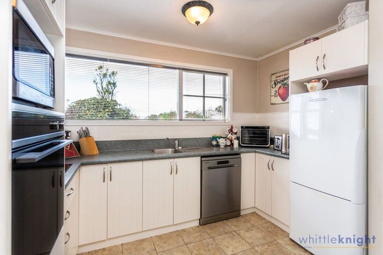 Photo of property in 11 Straven Road, Riccarton, Christchurch, 8011