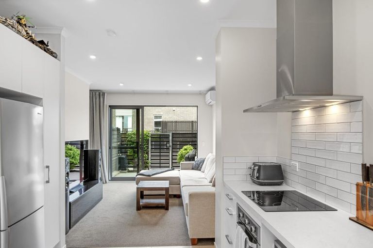 Photo of property in 41 Nugget Avenue, Hobsonville, Auckland, 0616