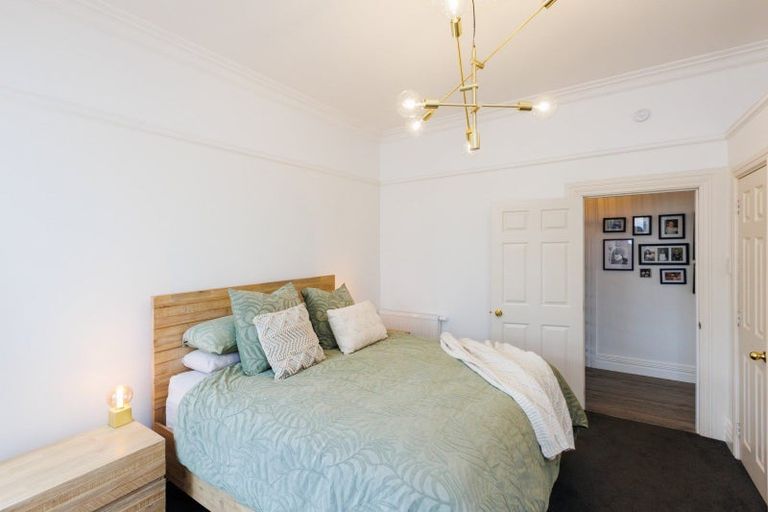 Photo of property in 32 Manson Street, Terrace End, Palmerston North, 4410