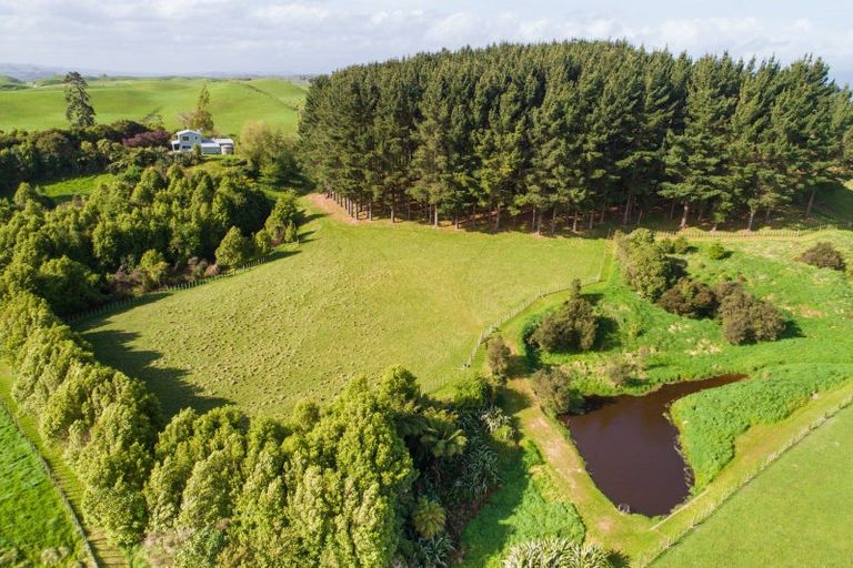 Photo of property in 484 Finnis Road, Pohangina, Feilding, 4775