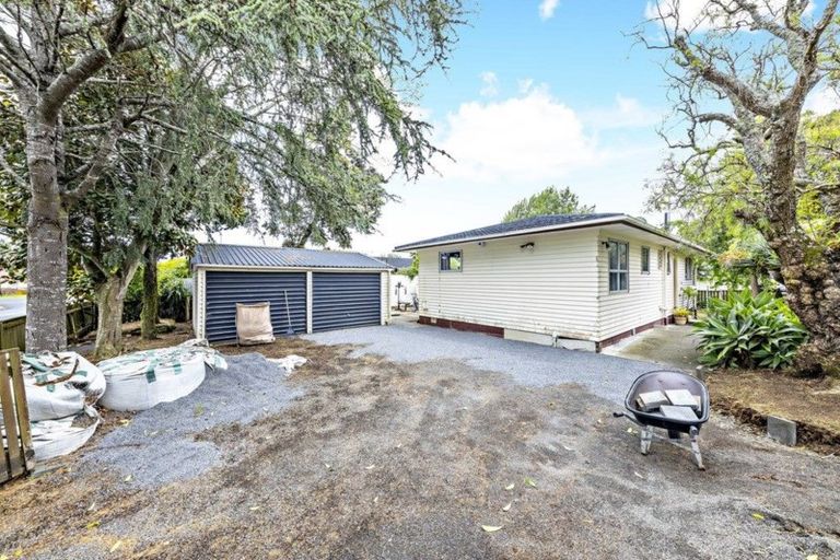 Photo of property in 6 Ronald Place, Manurewa, Auckland, 2102