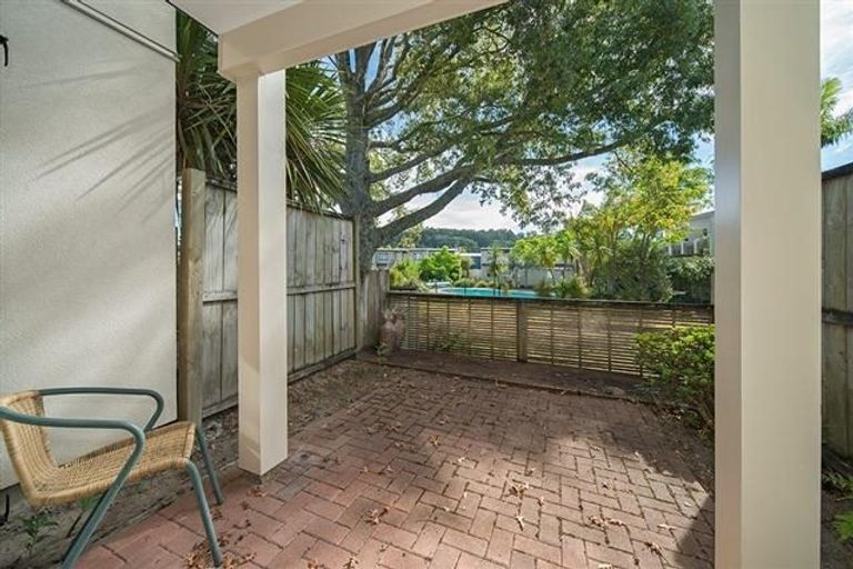 Photo of property in The Grange, 22/92 Bush Road, Albany, Auckland, 0632