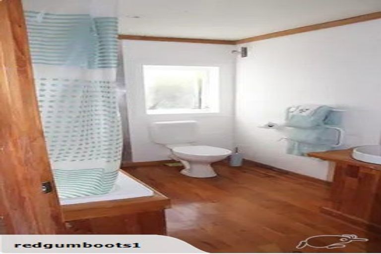 Photo of property in 25 Rosario Crescent, Red Beach, 0932