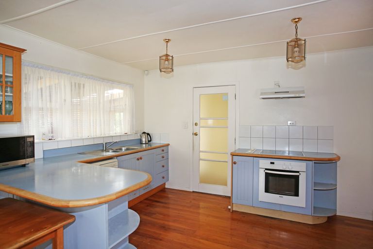 Photo of property in 36 Old Wairoa Road, Papakura, 2110