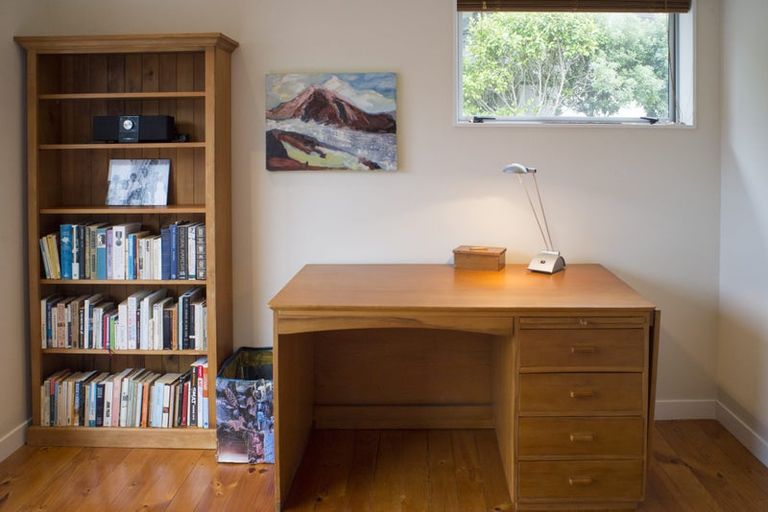 Photo of property in 3/19 Burnham Street, Seatoun, Wellington, 6022