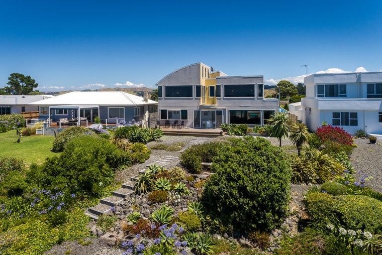 Photo of property in 17 Ferguson Street, Bay View, Napier, 4104