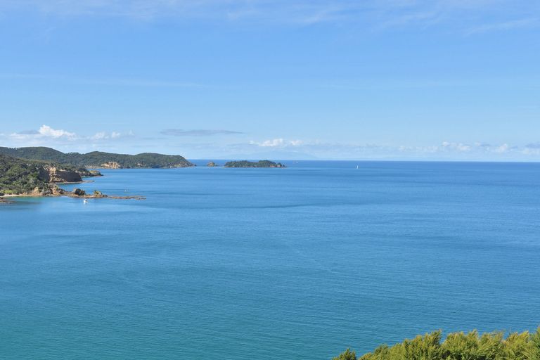 Photo of property in 11 Elizabeth Point Road, Kawau Island, 0920