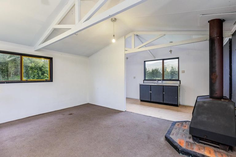 Photo of property in 318 Putara Road, Eketahuna, 4994