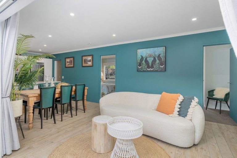 Photo of property in 56 Hahei Beach Road, Hahei, Whitianga, 3591