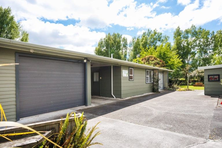 Photo of property in 204 Kawakawa Road, Feilding, 4775