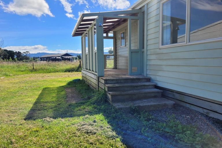 Photo of property in 76 Settlement Road, Morison Bush, Greytown, 5794