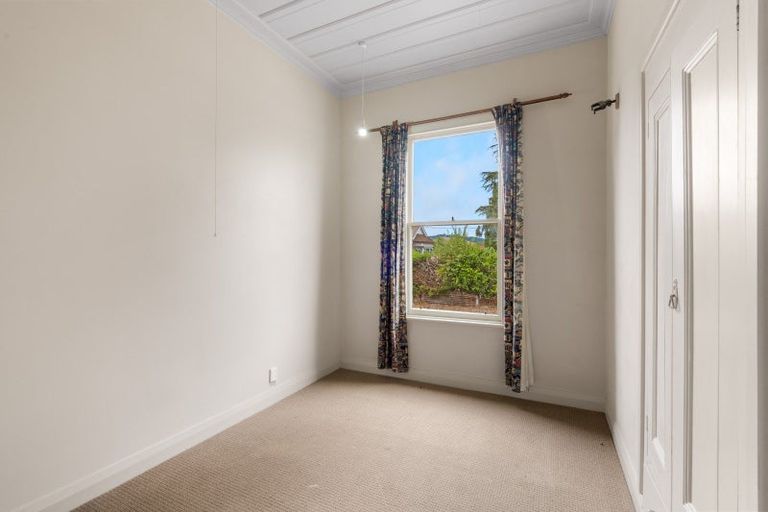 Photo of property in 59 Johnson Street, Milton, 9220