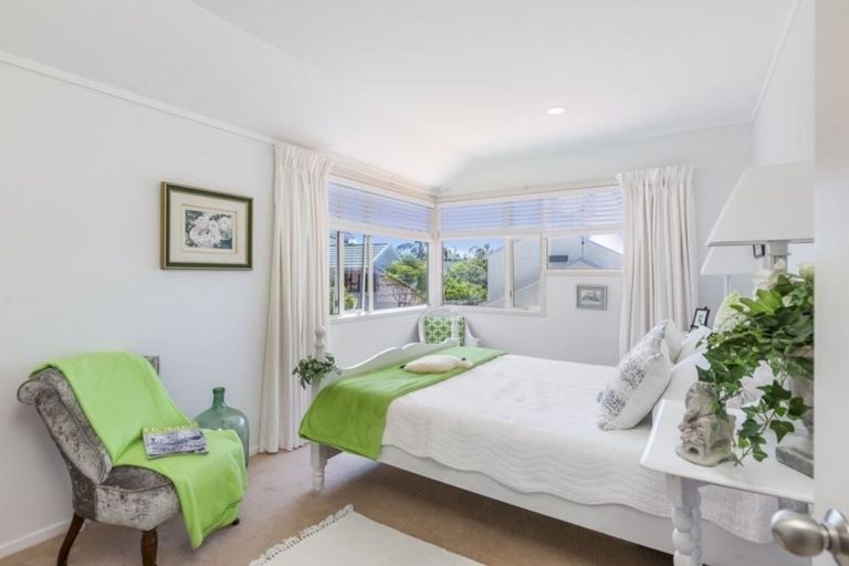 Photo of property in 896 Whangaparaoa Road, Manly, Whangaparaoa, 0930