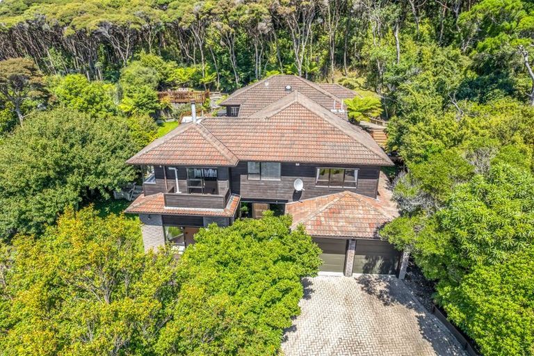 Photo of property in 3 Furneaux Grove, Whitby, Porirua, 5024