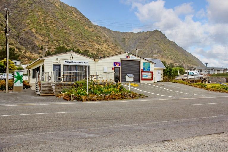 Photo of property in 9 Mangatoetoe Grove, Cape Palliser, Pirinoa, 5772