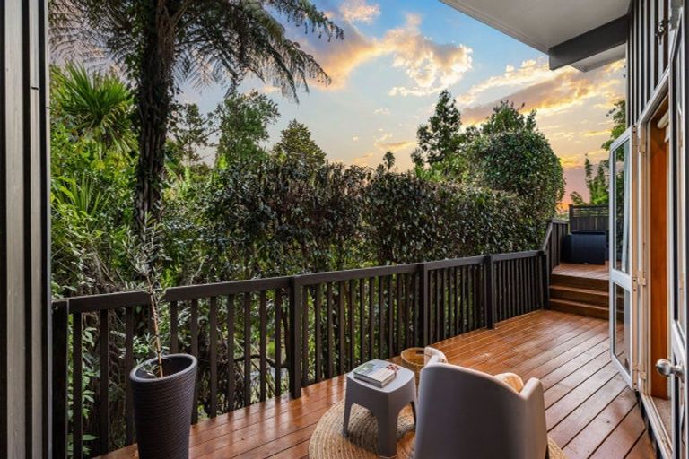 Photo of property in 190a Hutchinson Avenue, New Lynn, Auckland, 0600