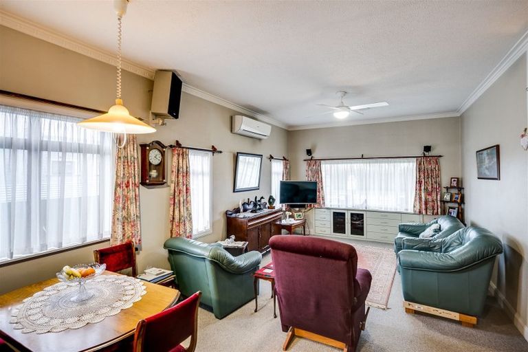 Photo of property in 5 Burness Road, Greenmeadows, Napier, 4112