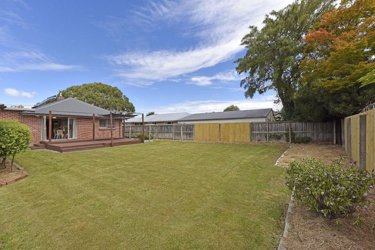 Photo of property in 16 Derwent Street, Bryndwr, Christchurch, 8053