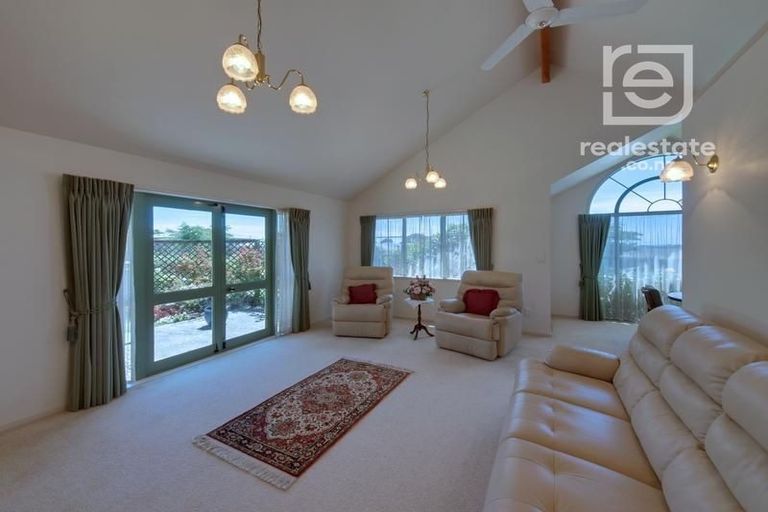 Photo of property in 164a Kitchener Road, Pukekohe, 2120