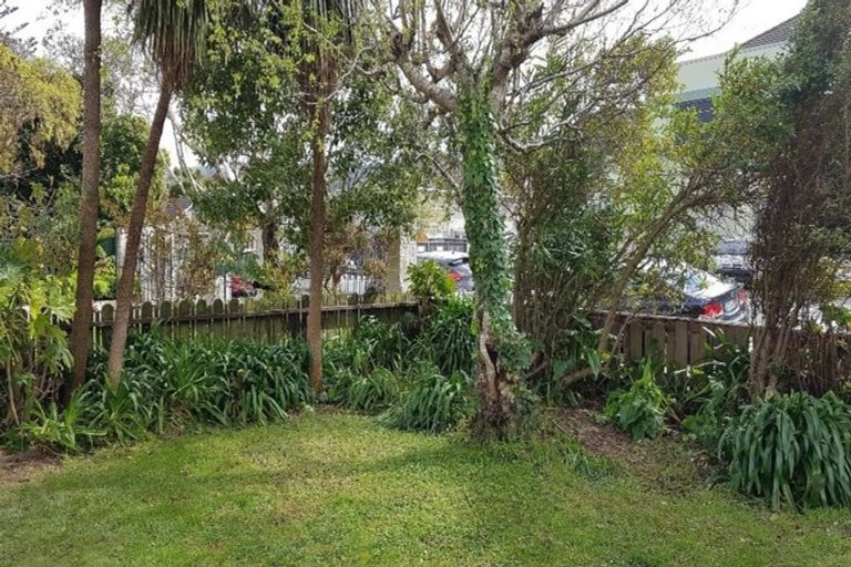 Photo of property in 154 Waterloo Road, Hutt Central, Lower Hutt, 5010