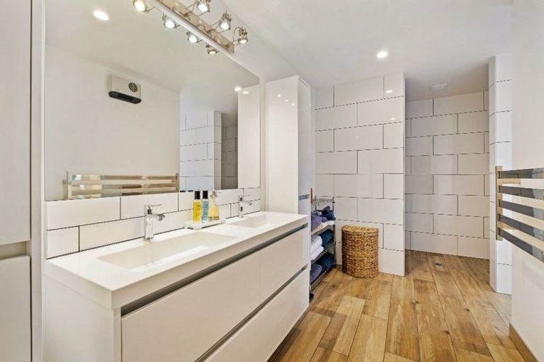 Photo of property in 6 Scott Terrace, Cromwell, 9310