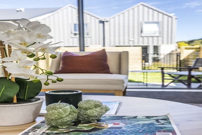 Photo of property in 32 John Street, Stokes Valley, Lower Hutt, 5019